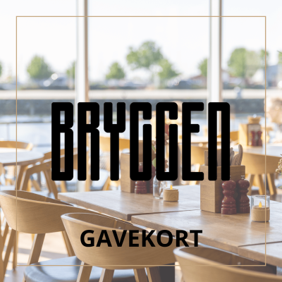 Bryggen gavekort på café med borde og stole.